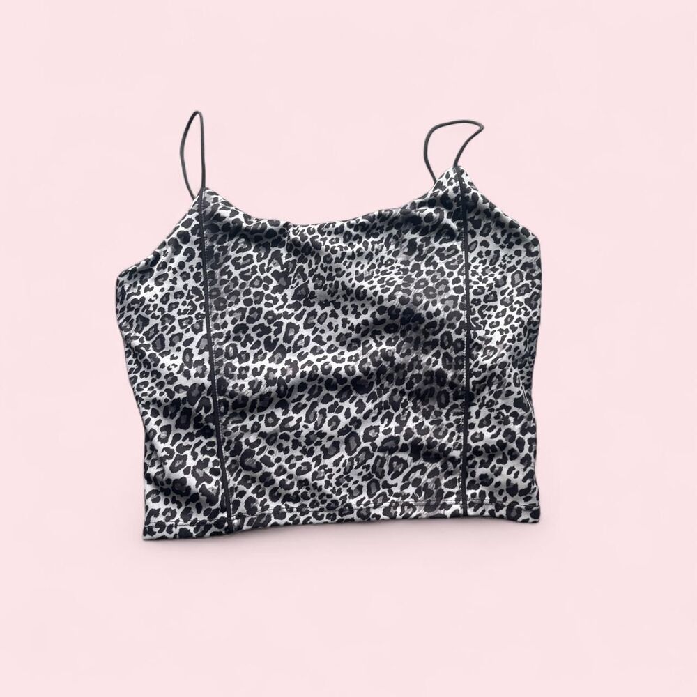 XS Summer Ray Black and White Leopard Print Crop Top